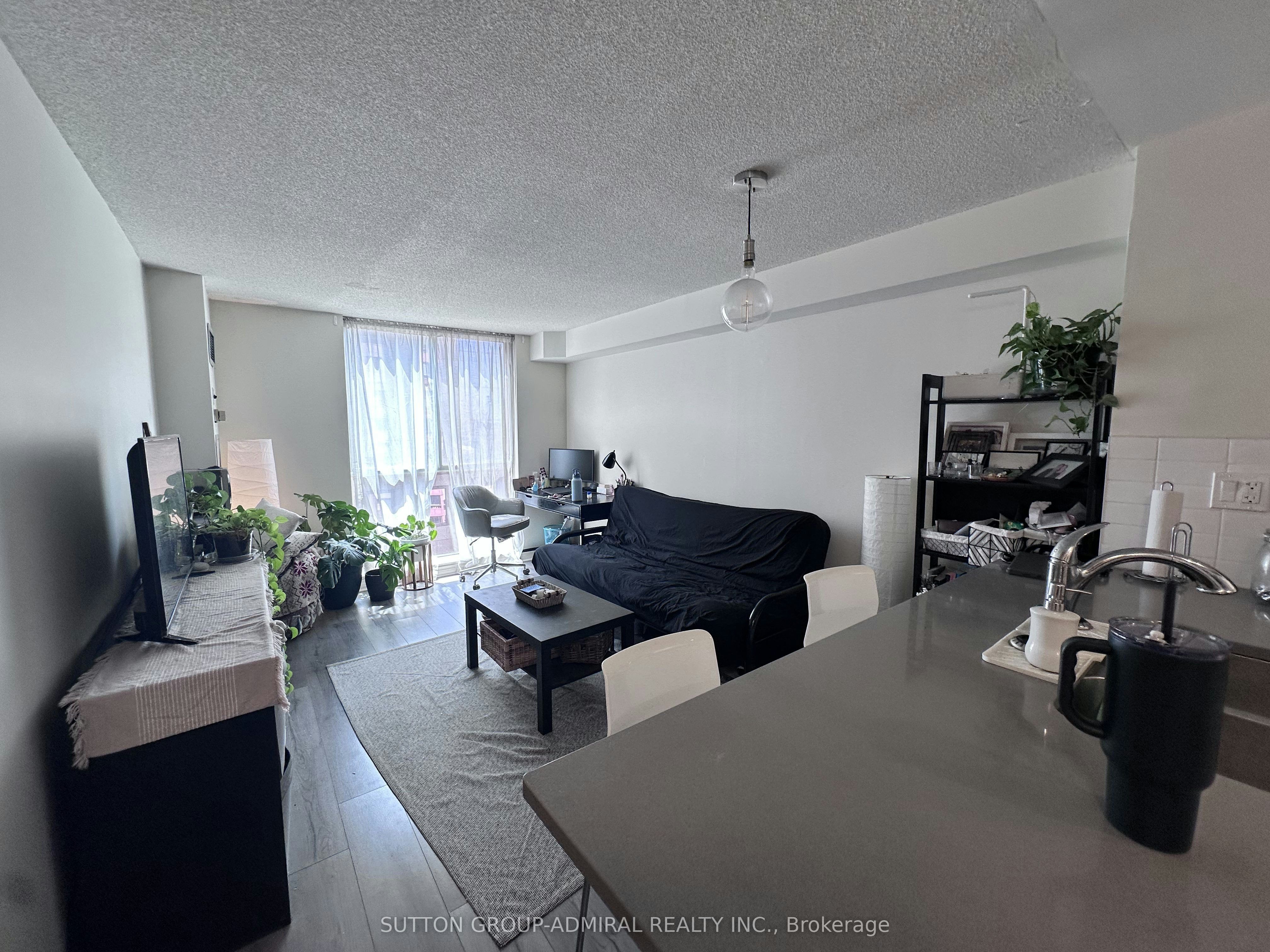 2902-736 Bay Street, Toronto, ON, M5G 1N6 - 3