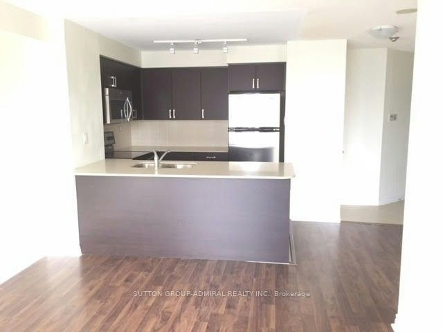 402-736 Bay Street, Toronto, ON, M5G 1N6 - 2