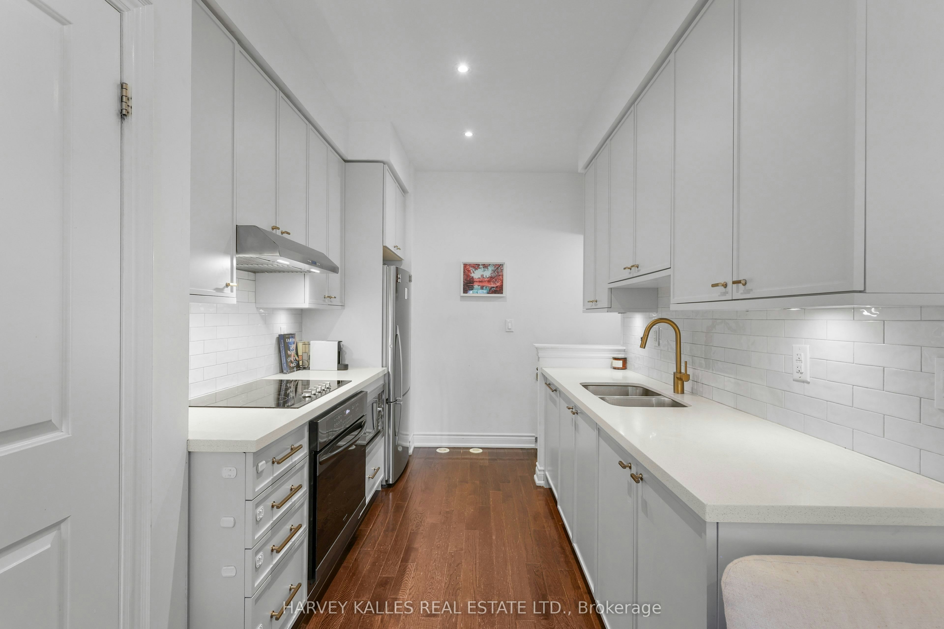 7-70 Hargrave Lane, Toronto, ON, M4N 0A4 - 14