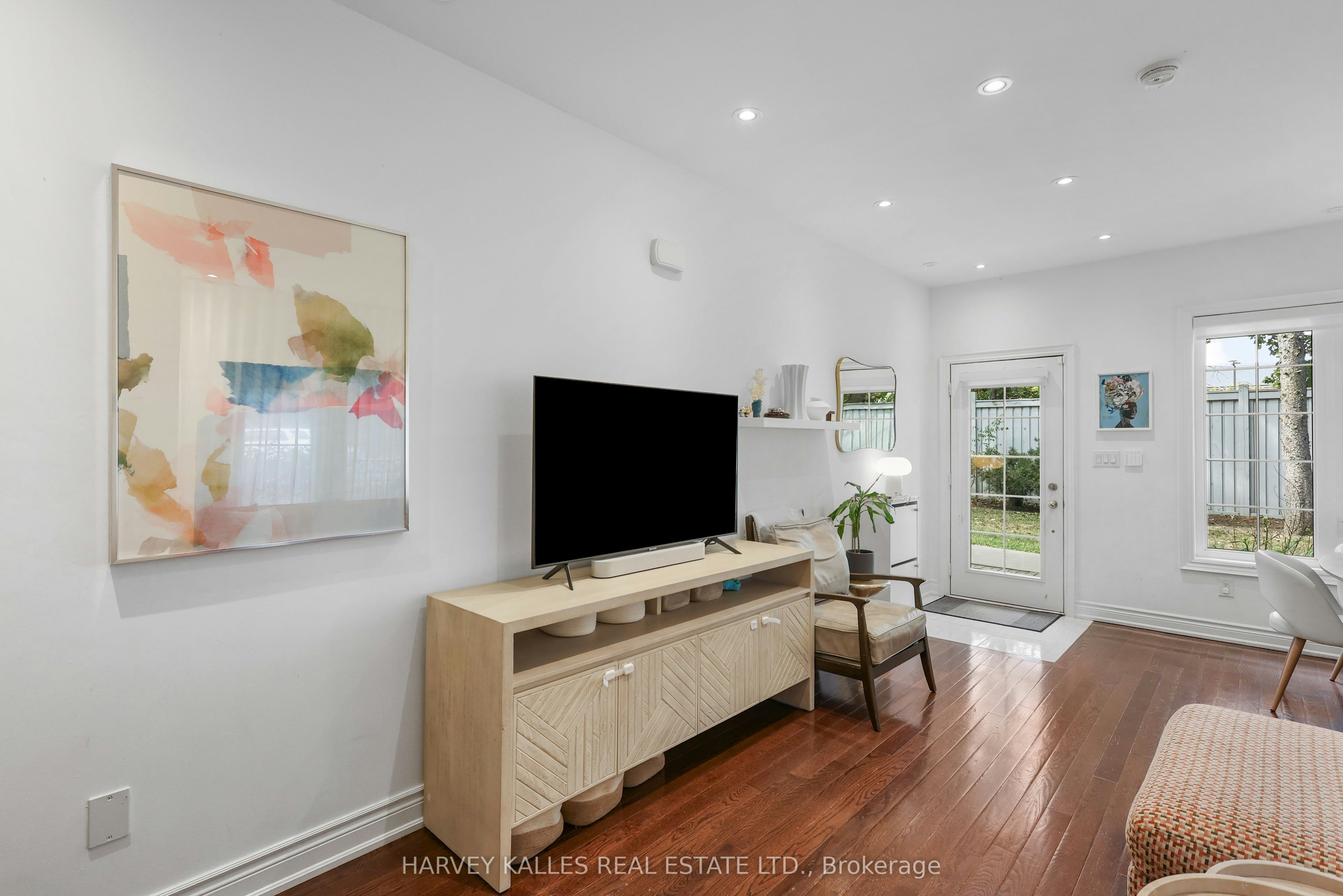 7-70 Hargrave Lane, Toronto, ON, M4N 0A4 - 10