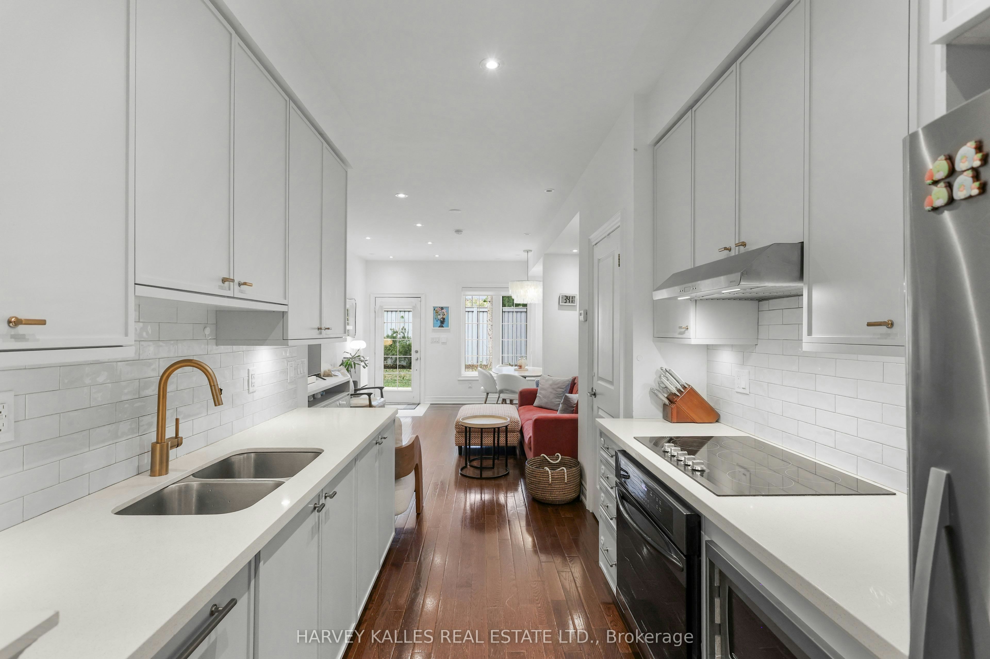 7-70 Hargrave Lane, Toronto, ON, M4N 0A4 - 13