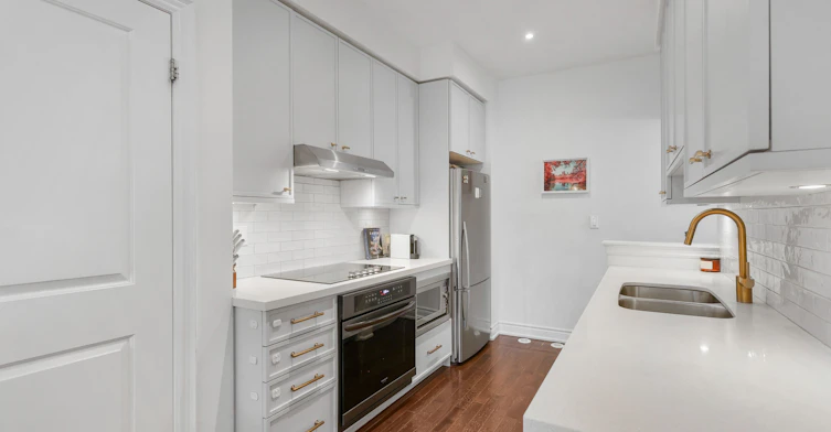 7-70 Hargrave Lane, Toronto, ON, M4N 0A4 - 15