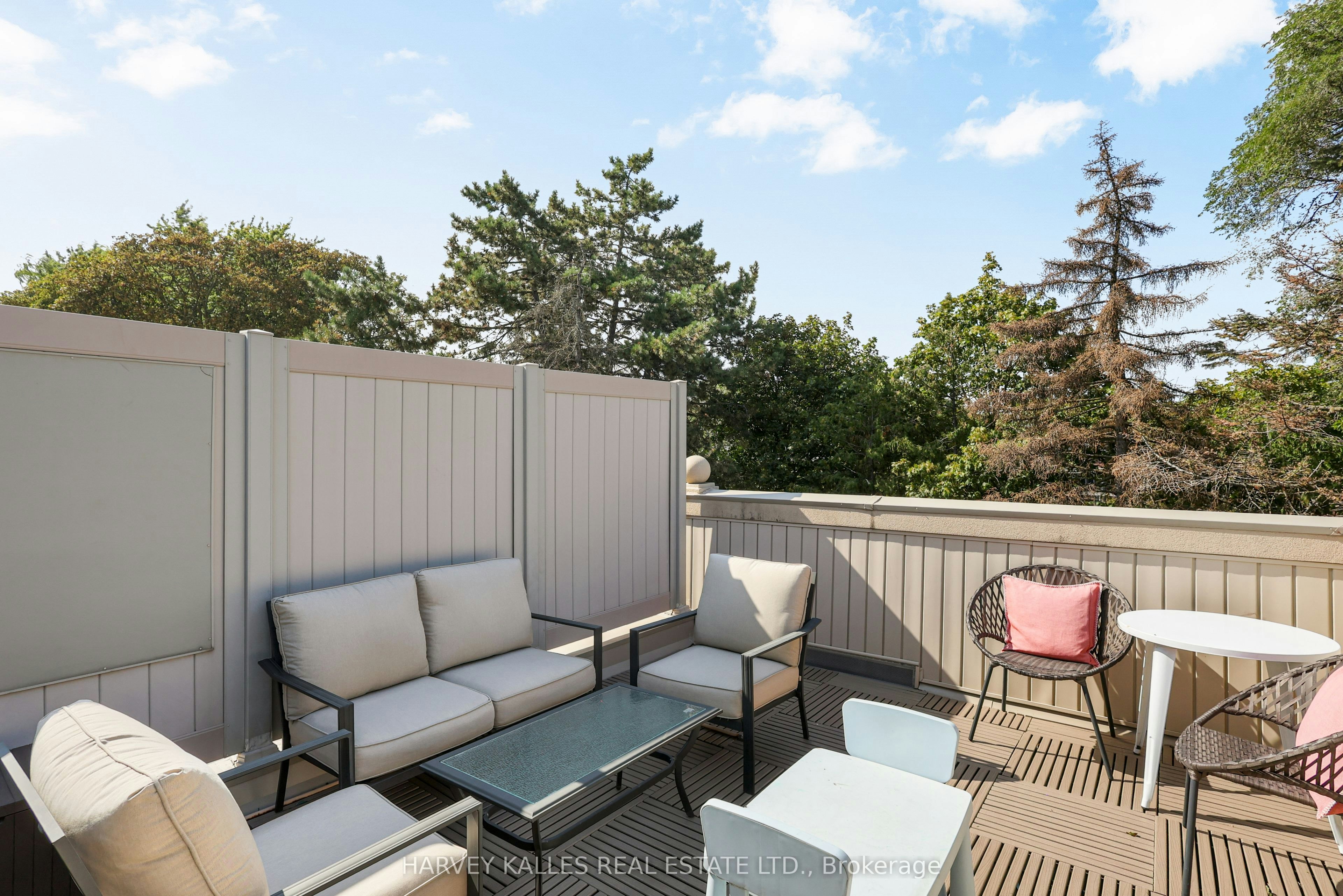 7-70 Hargrave Lane, Toronto, ON, M4N 0A4 - 33