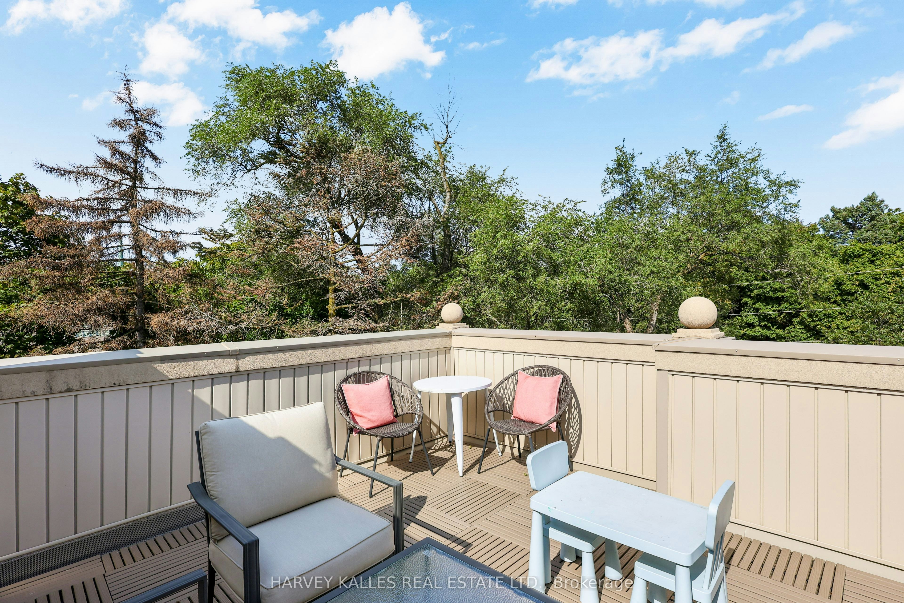7-70 Hargrave Lane, Toronto, ON, M4N 0A4 - 40