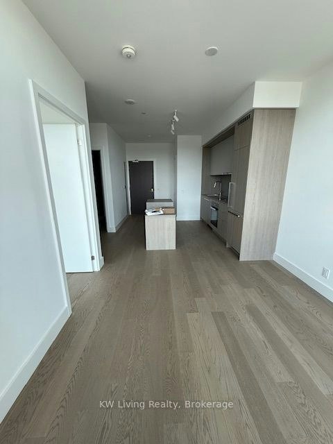1017-6 Greenbriar Road, Toronto, ON, M2K 0H6