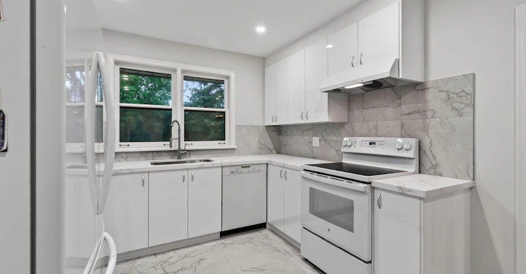 169 Overbrook Place, Toronto, ON, M3H 4R2 - 8