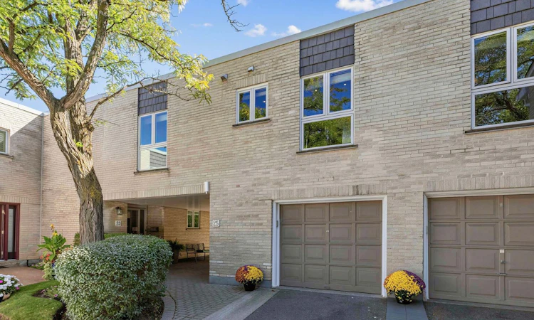 25 Proudbank Millway N/A