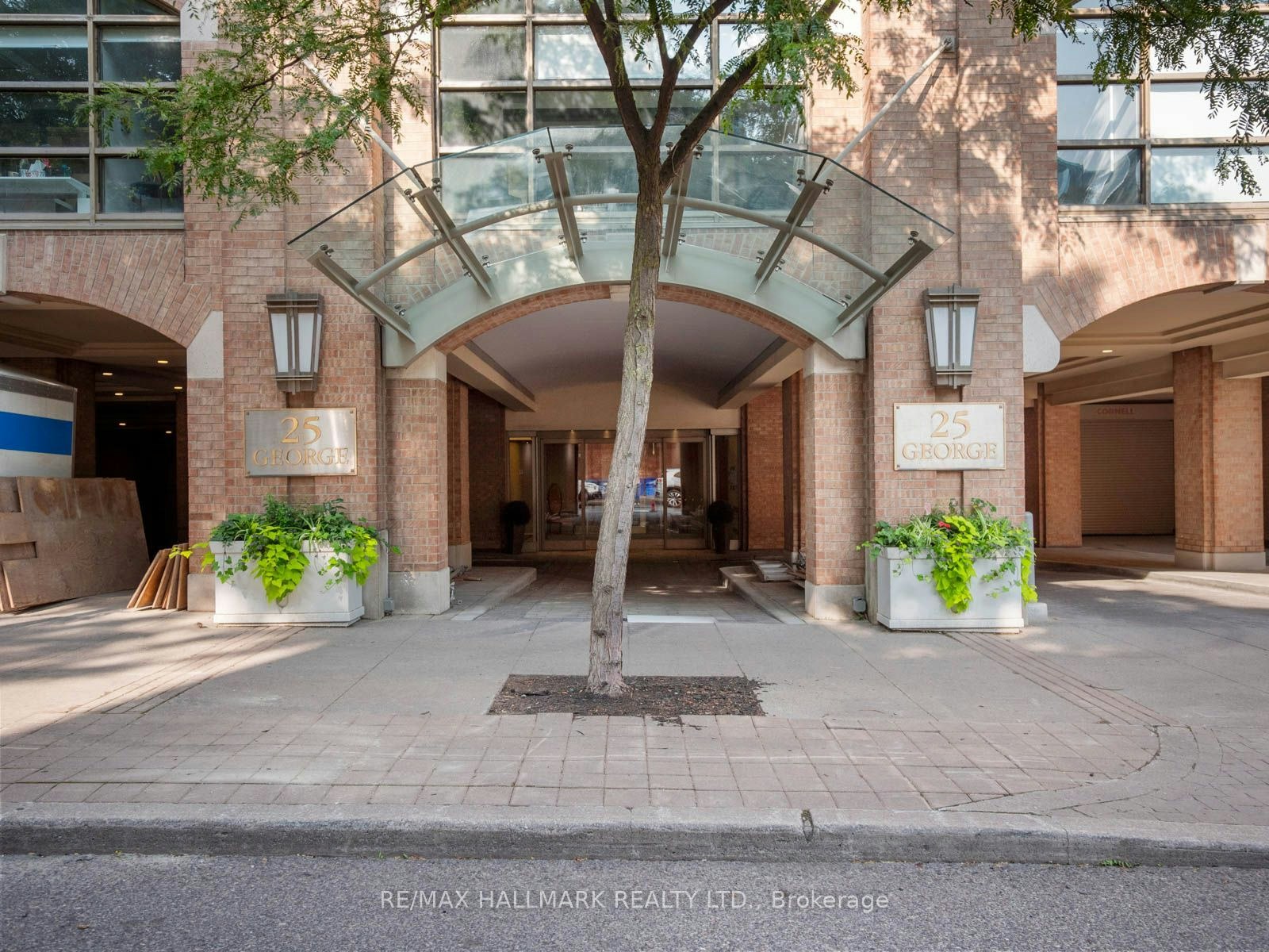 305-25 George Street, Toronto, ON, M5A 4L8