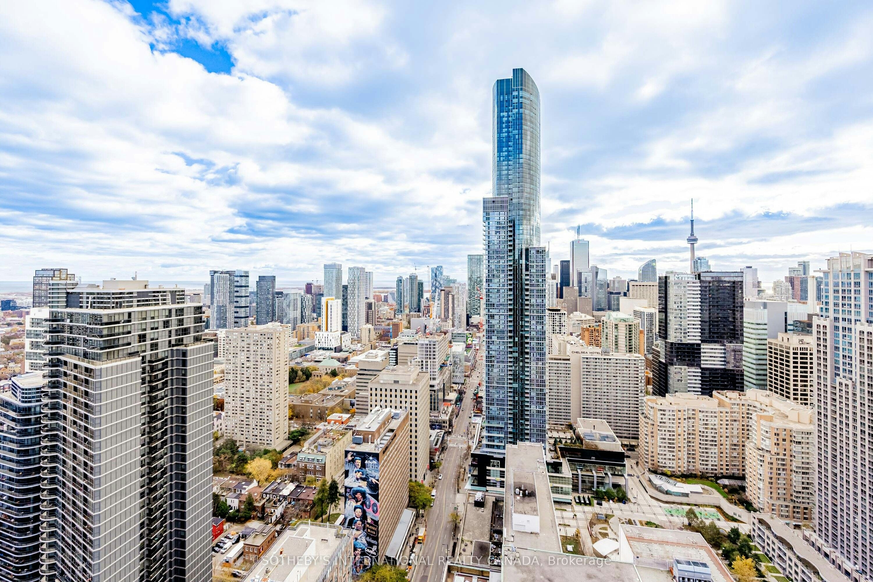 4511-7 Grenville Street, Toronto, ON, M4Y 0E9