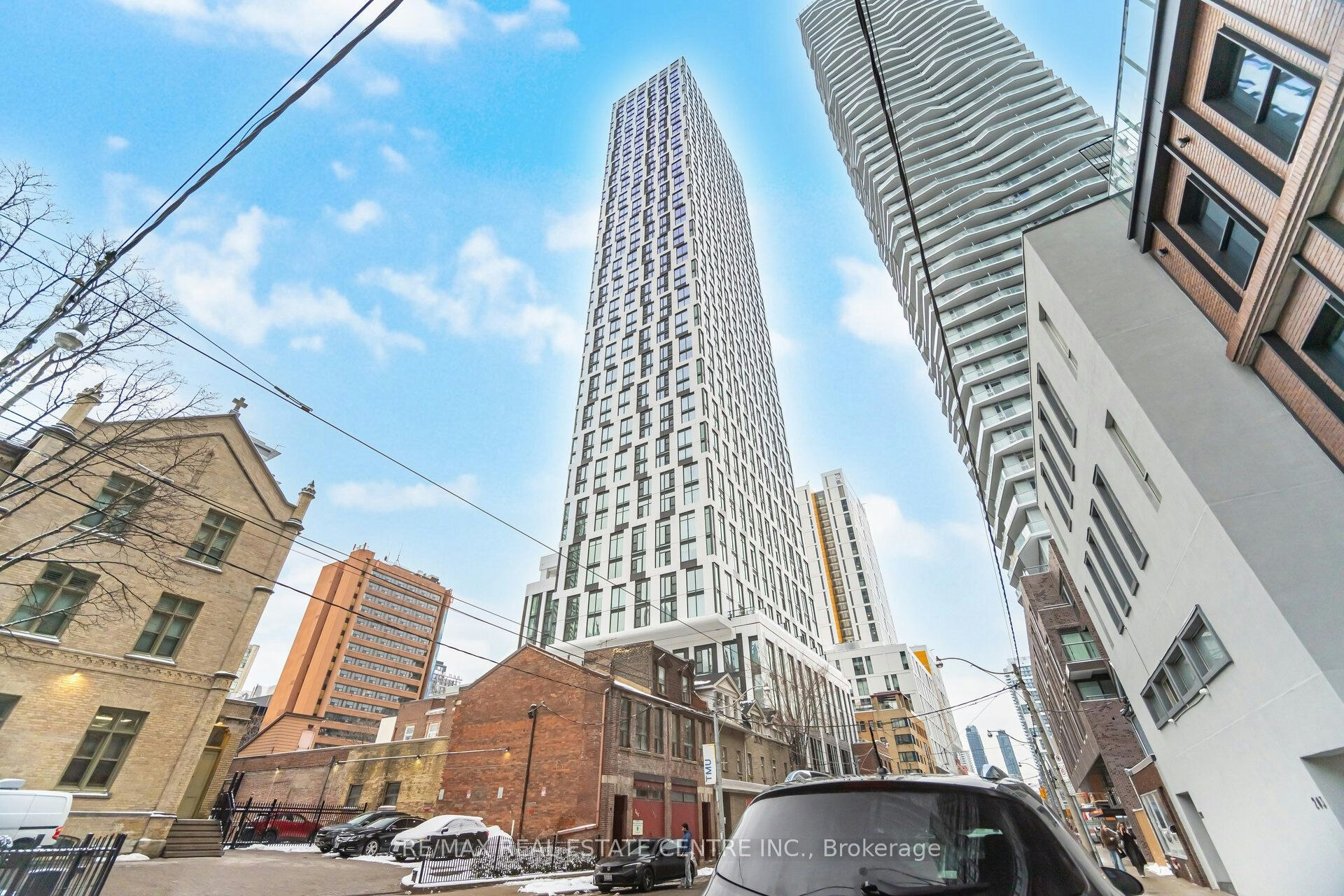 2715-252 Church Street, Toronto, ON, M5B 0E6