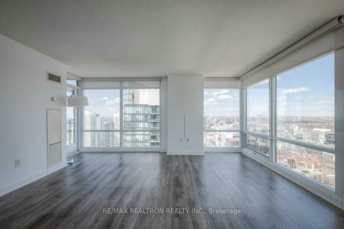 4310-25 Telegram Mews, Toronto, ON, M5V 3Z1 - 3