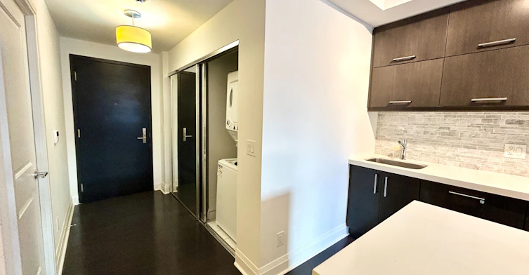 508-65 St Mary Street, Toronto, ON, M5S 0A5 - 2