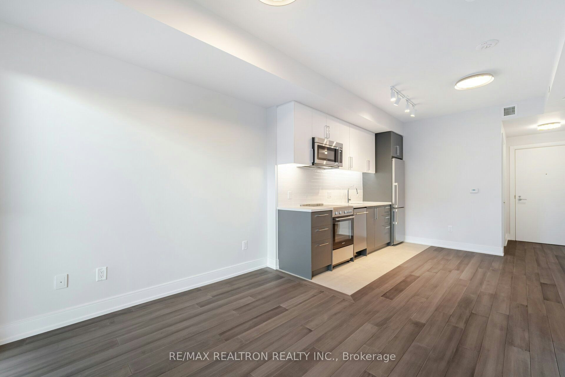 905-2525 Bathurst Street, Toronto, ON, M6B 2Y9 - 5