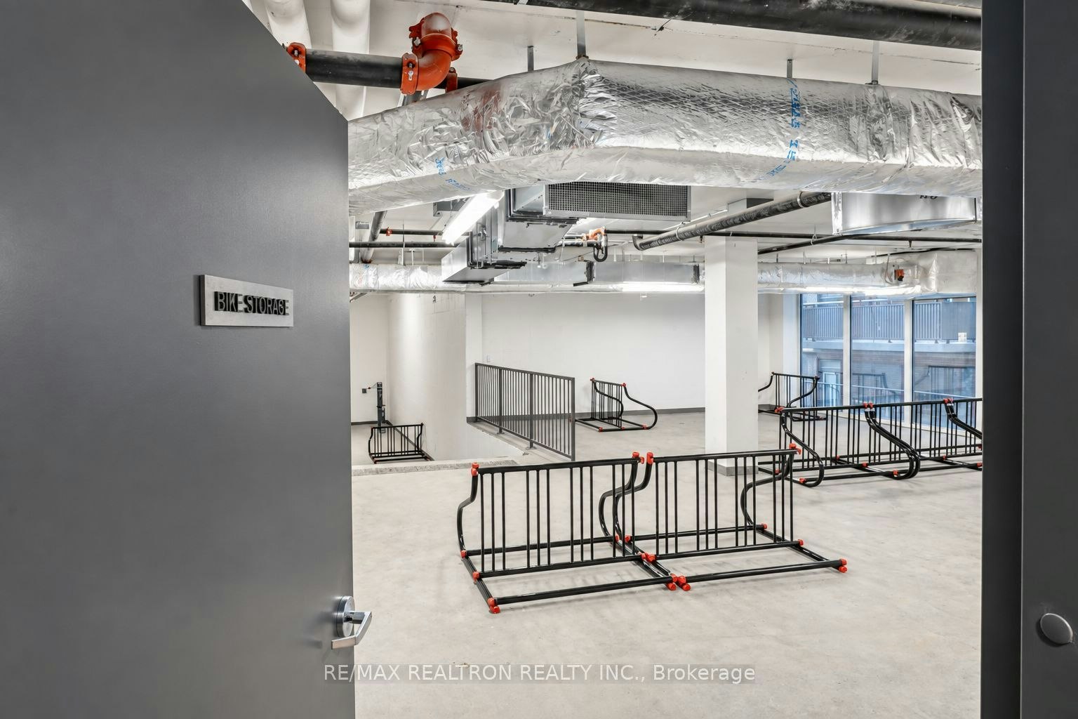905-2525 Bathurst Street, Toronto, ON, M6B 2Y9 - 22