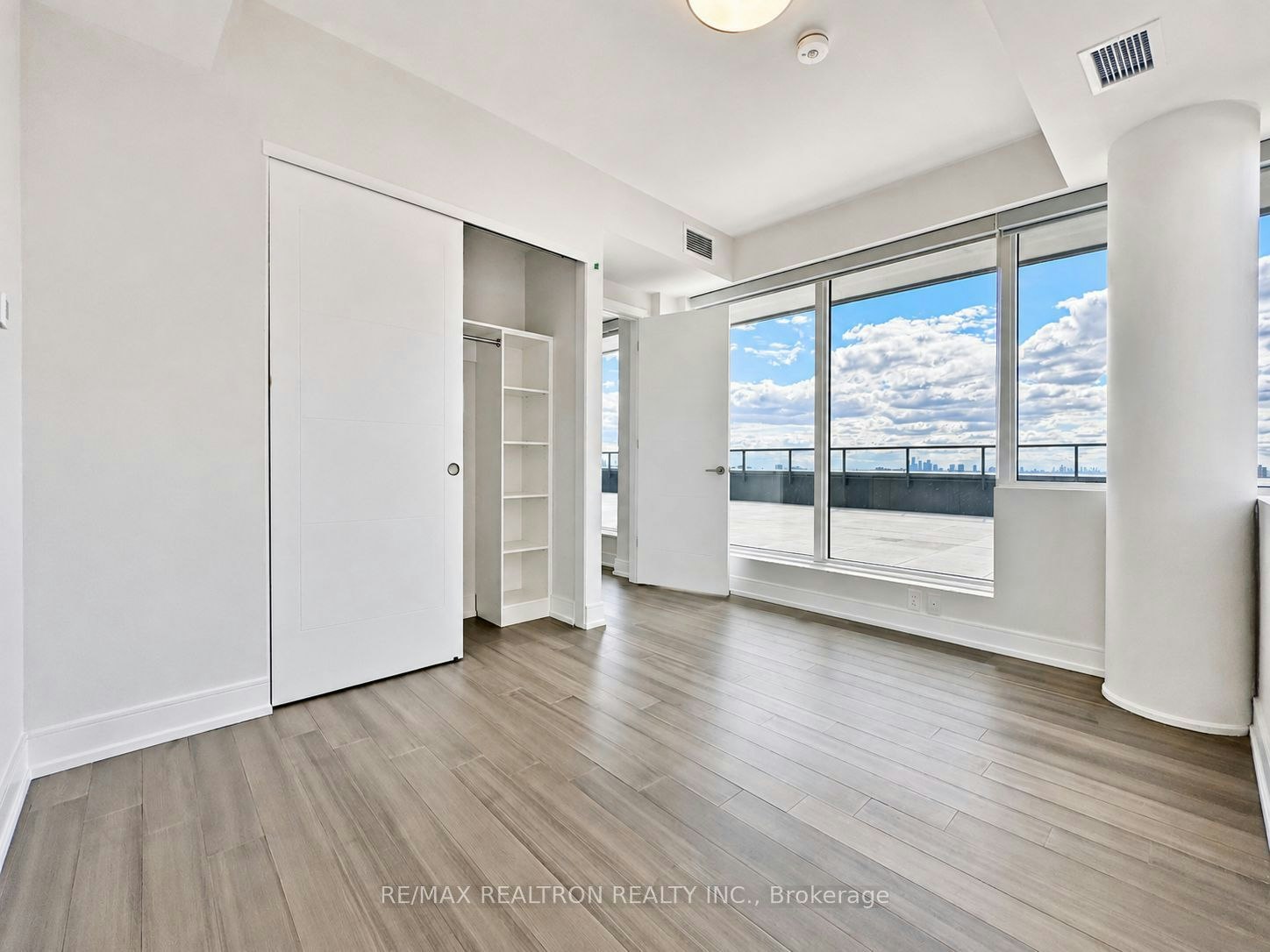 1001-664 Spadina Avenue, Toronto, ON, M5S 2H7 - 9
