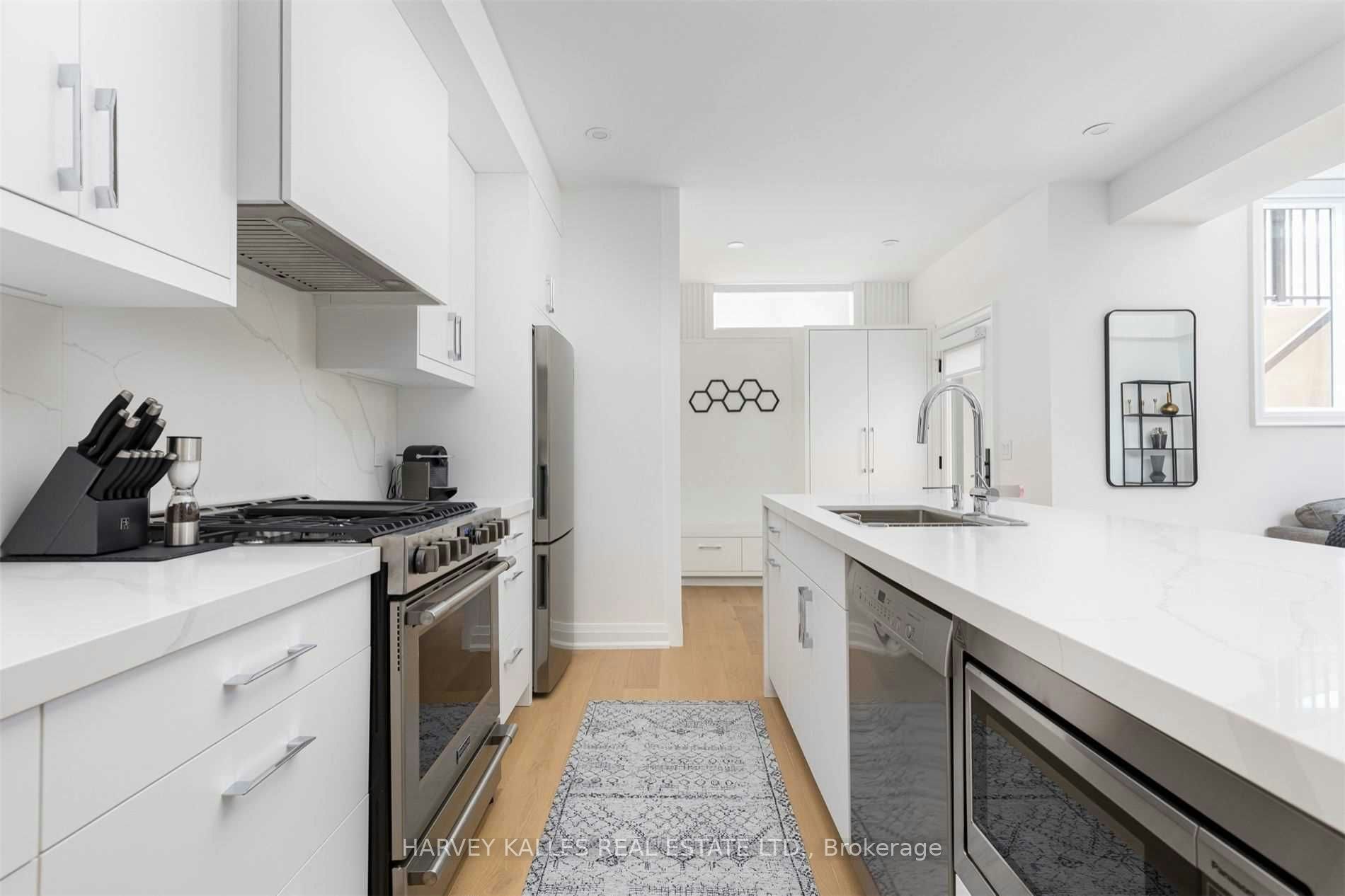 Lower-51 Alvin Avenue, Toronto, ON, M4T 2A8 - 10
