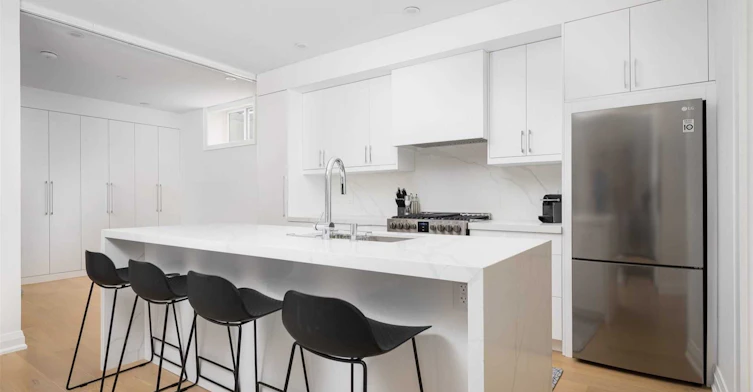 Lower-51 Alvin Avenue, Toronto, ON, M4T 2A8 - 8
