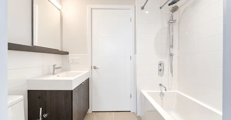 904-664 Spadina Avenue, Toronto, ON, M5S 2H7 - 11