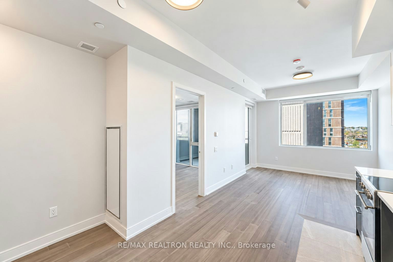 904-664 Spadina Avenue, Toronto, ON, M5S 2H7 - 3