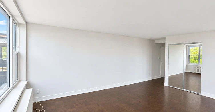 510-1545 Bathurst Street, Toronto, ON, M5P 3H6 - 3