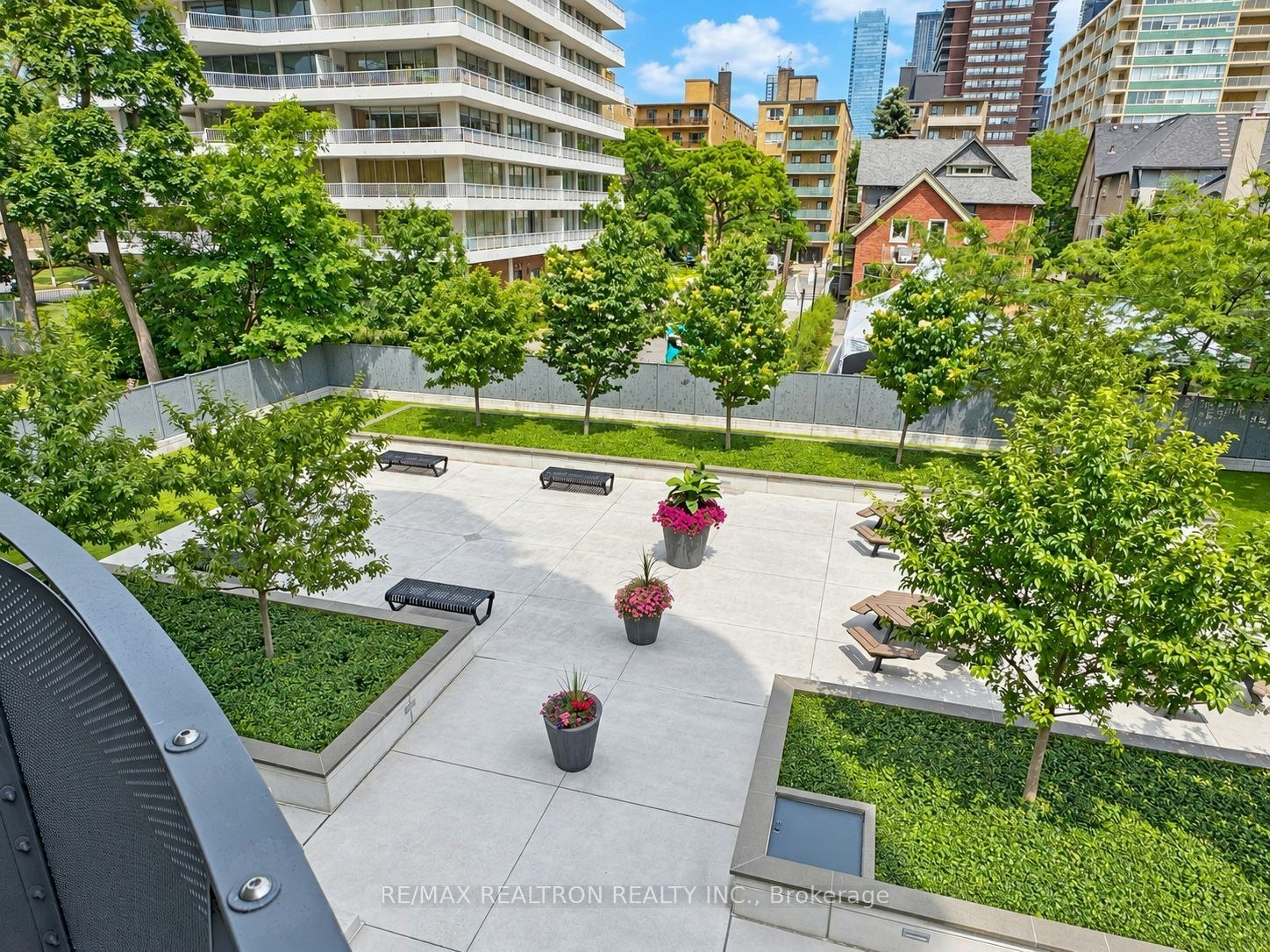 206-485 Huron Street, Toronto, ON, M5R 2R5 - 18