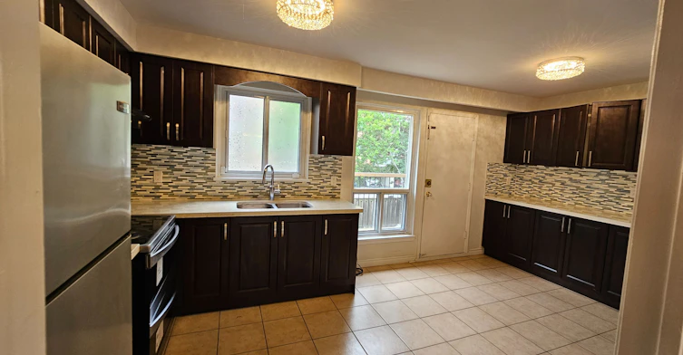 36 Thimble Berry Way, Toronto, ON, M2H 3K7 - 8