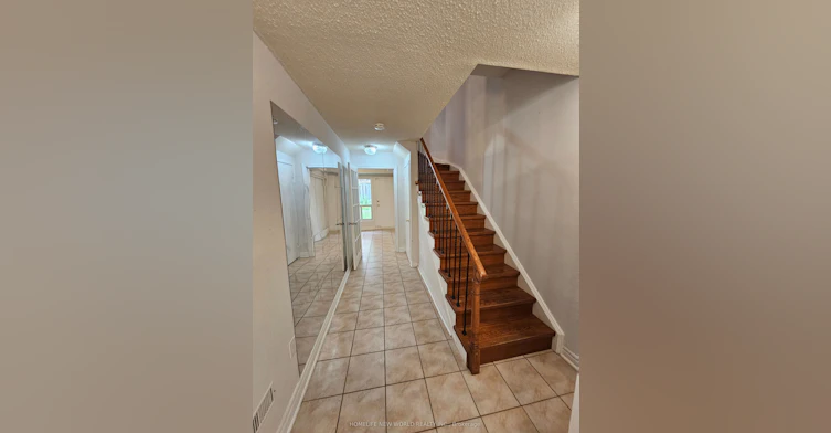 36 Thimble Berry Way, Toronto, ON, M2H 3K7 - 2