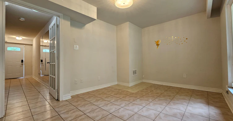 36 Thimble Berry Way, Toronto, ON, M2H 3K7 - 5