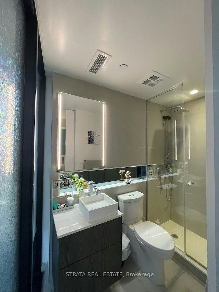 605A-215 Queen Street W, Toronto, ON, M5V 0P5 - 3