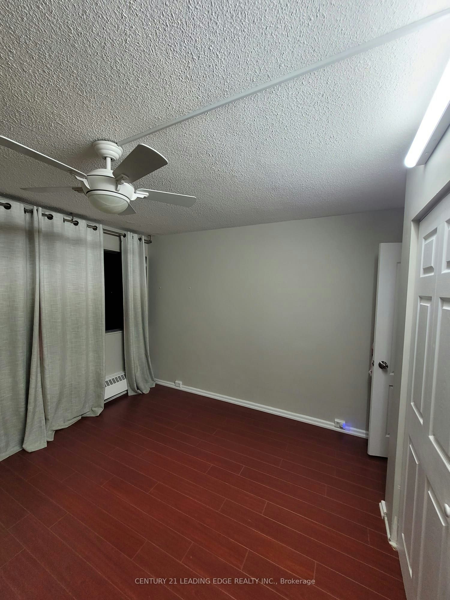 2201-10 Sunny Glenway, Toronto, ON, M3C 2Z3 - 3