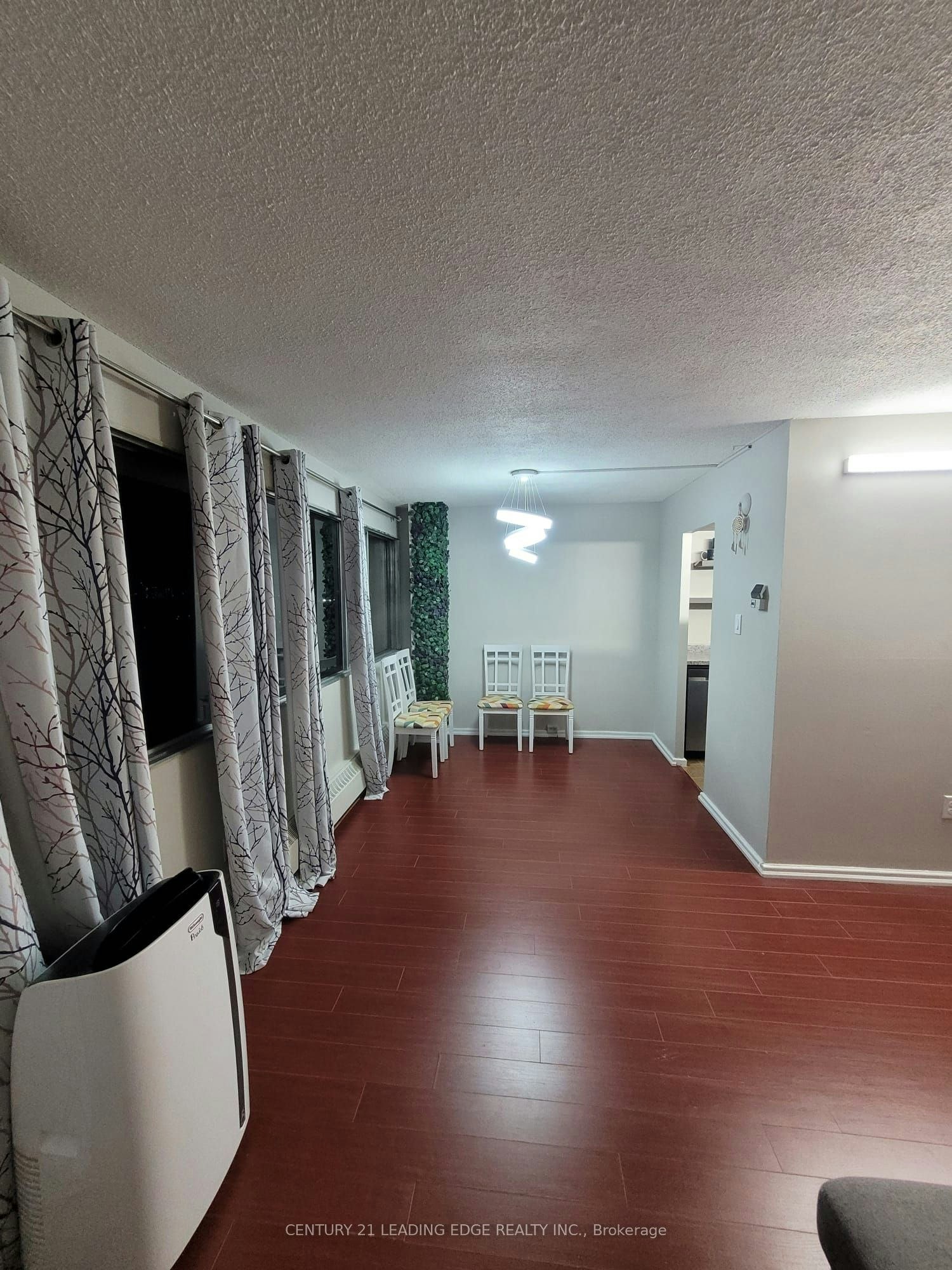 2201-10 Sunny Glenway, Toronto, ON, M3C 2Z3 - 11