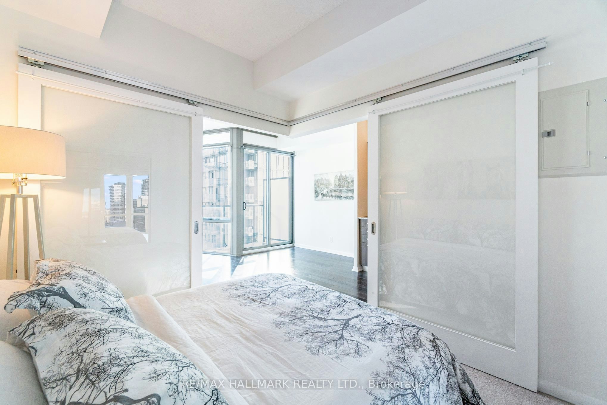 2307-832 Bay Street, Toronto, ON, M5S 1Z6 - 9