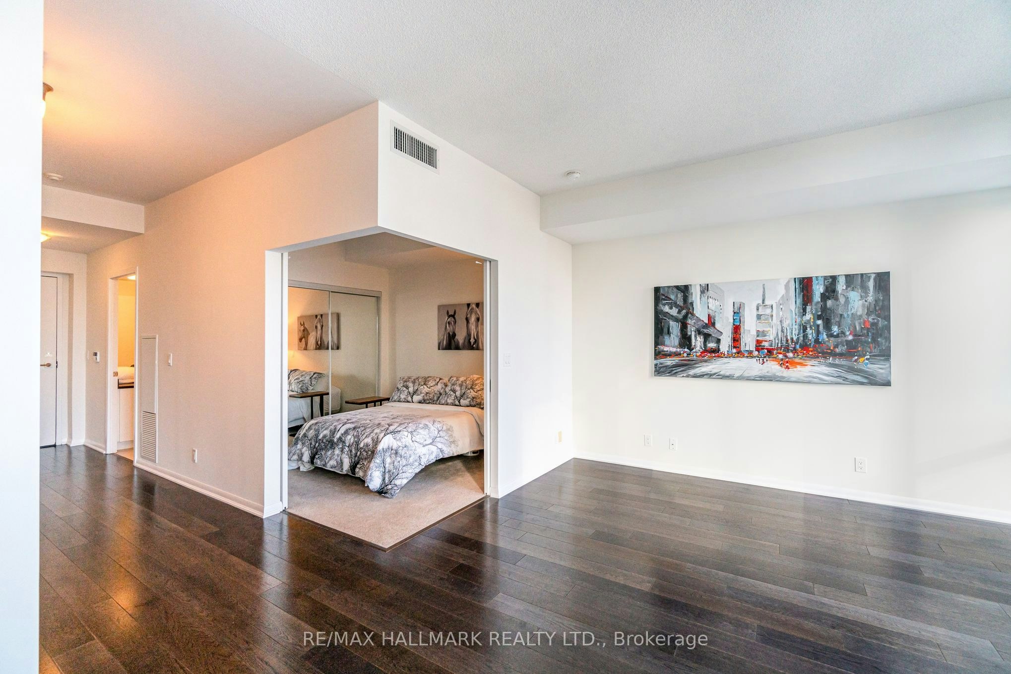 2307-832 Bay Street, Toronto, ON, M5S 1Z6 - 5