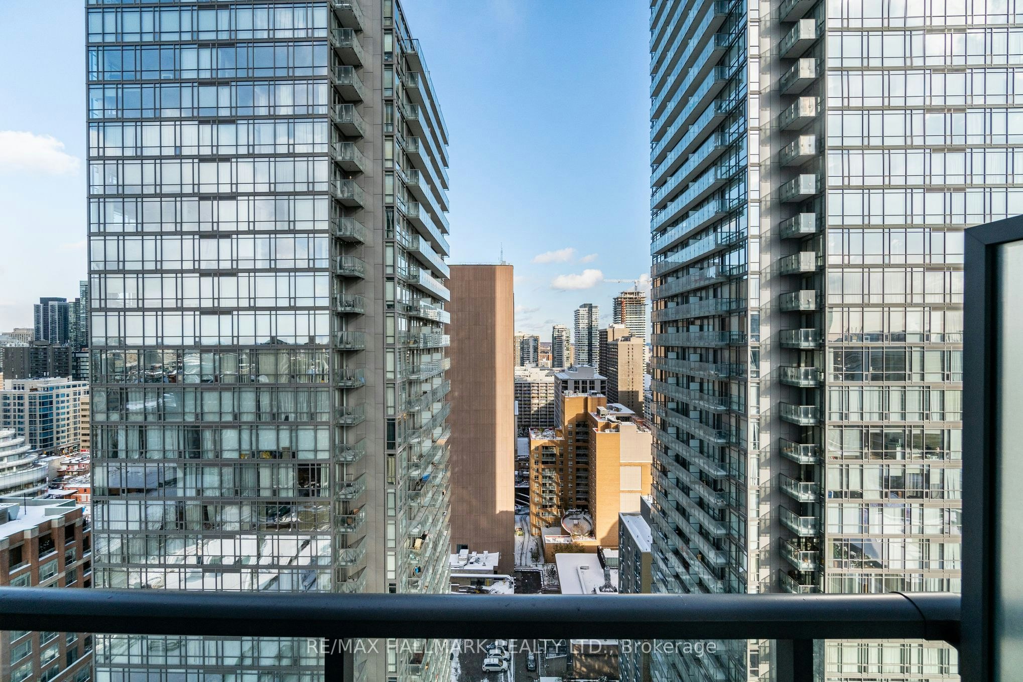 2307-832 Bay Street, Toronto, ON, M5S 1Z6 - 12