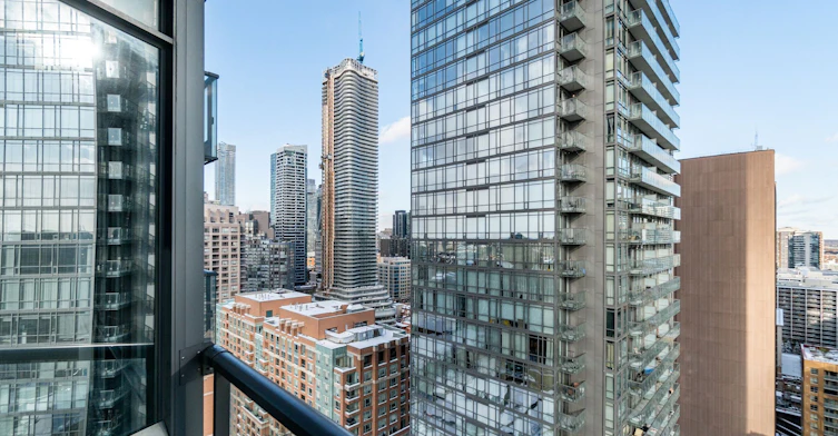2307-832 Bay Street, Toronto, ON, M5S 1Z6 - 13