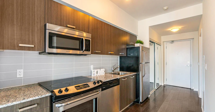 2307-832 Bay Street, Toronto, ON, M5S 1Z6 - 6