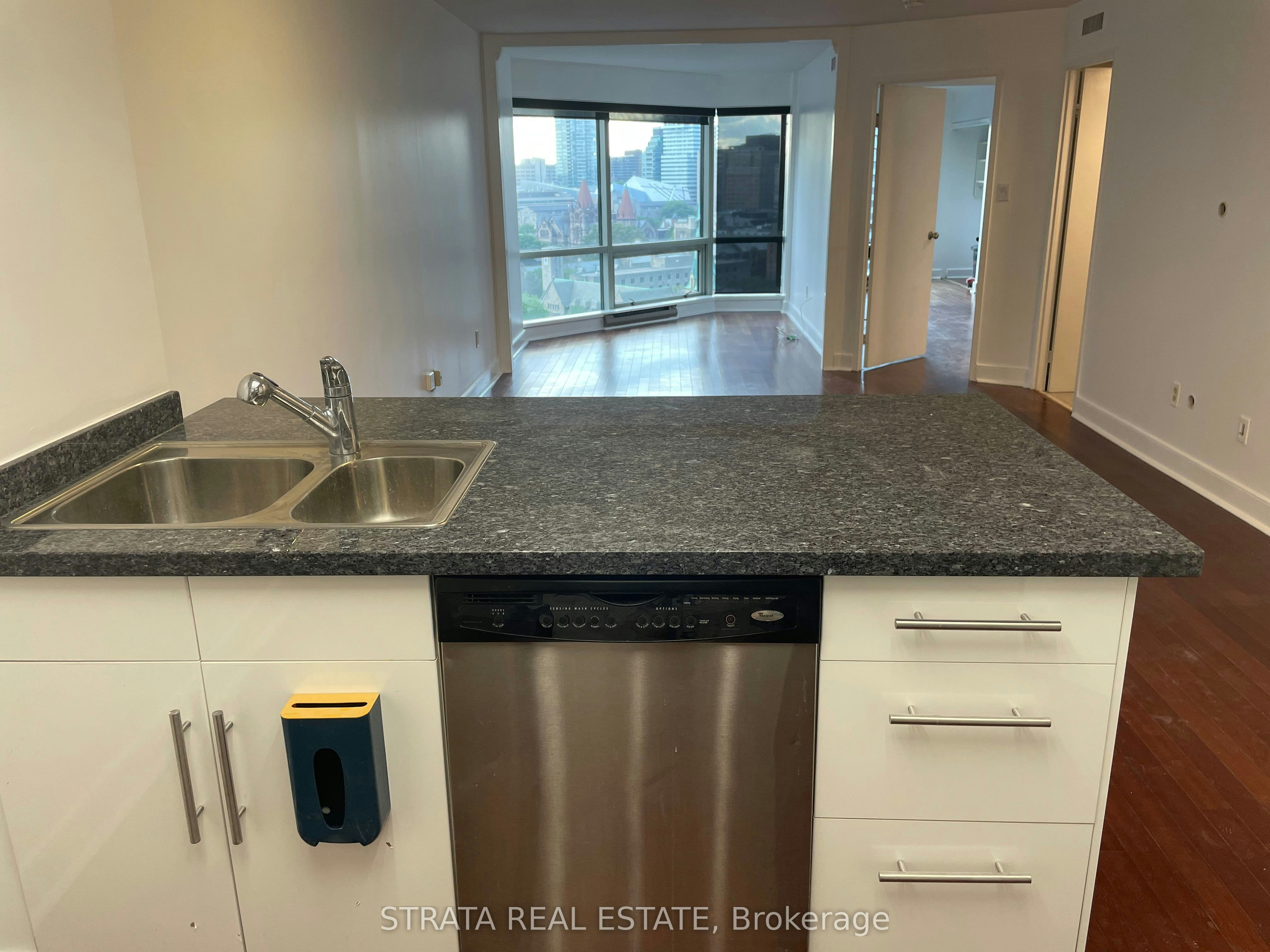 1618-1001 Bay Street, Toronto, ON, M5S 3A6 - 5