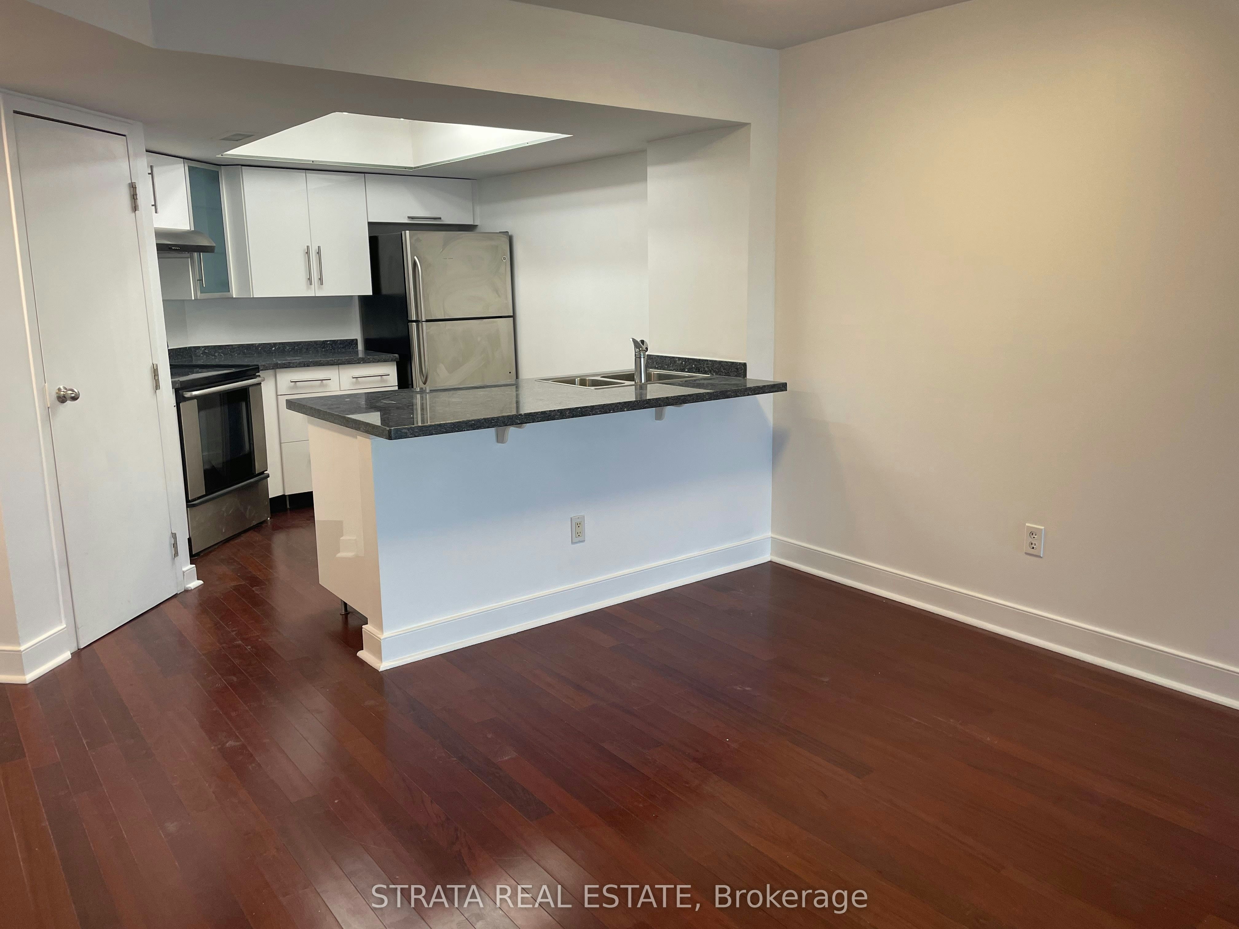 1618-1001 Bay Street, Toronto, ON, M5S 3A6 - 2