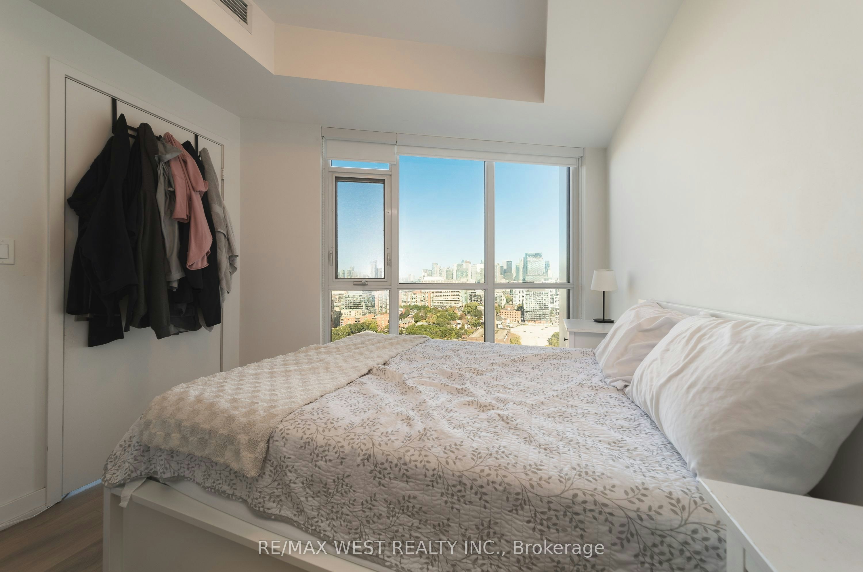 1810-50 Ordnance Street, Toronto, ON, M6K 0C9 - 5