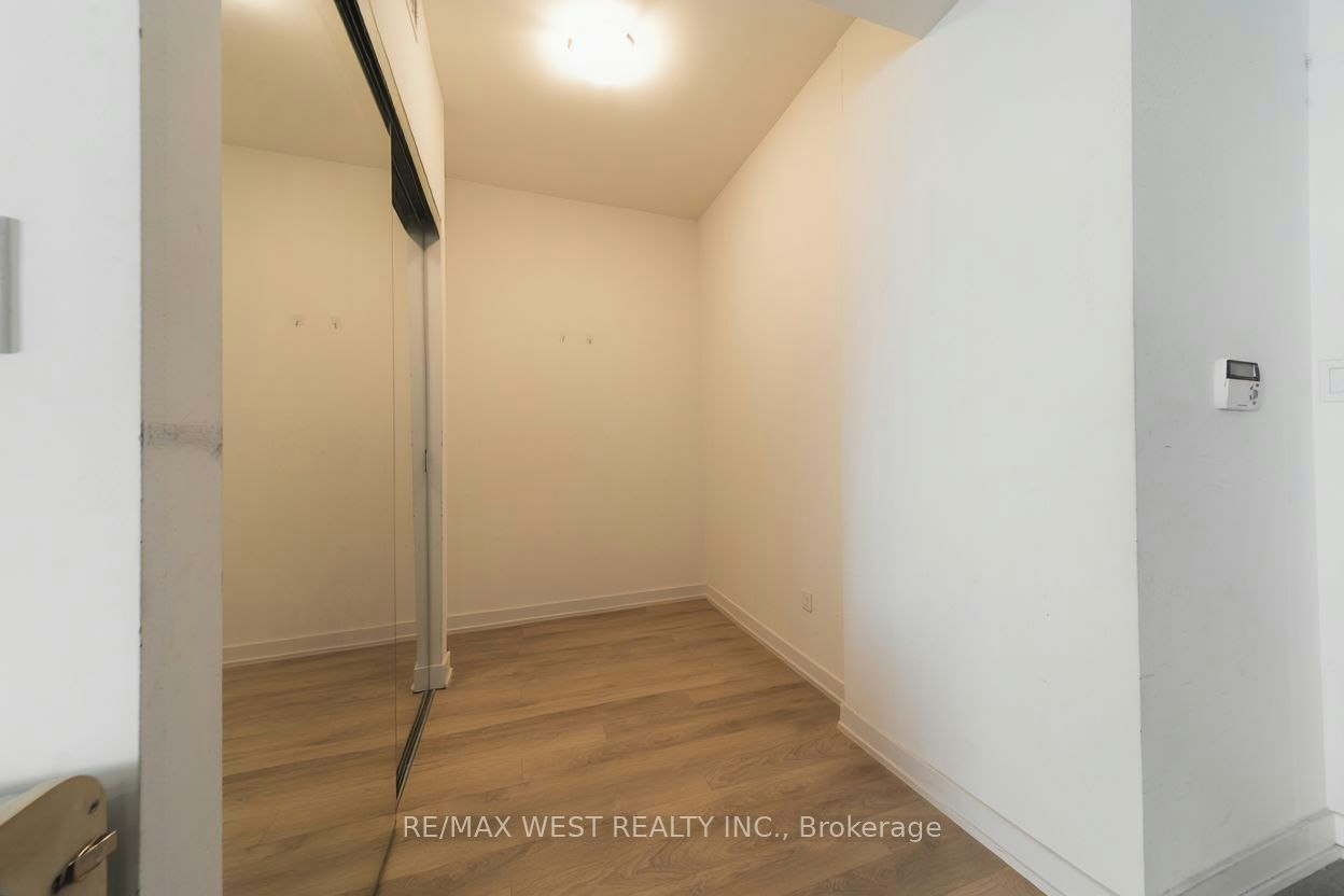 1810-50 Ordnance Street, Toronto, ON, M6K 0C9 - 7