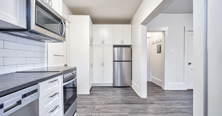 1-1072 St Clair Avenue W, Toronto, ON, M6E 3H3 - 22