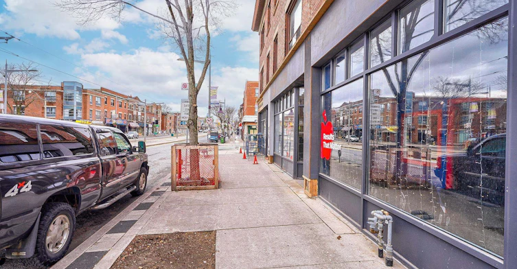 1-1072 St Clair Avenue W, Toronto, ON, M6E 3H3 - 8