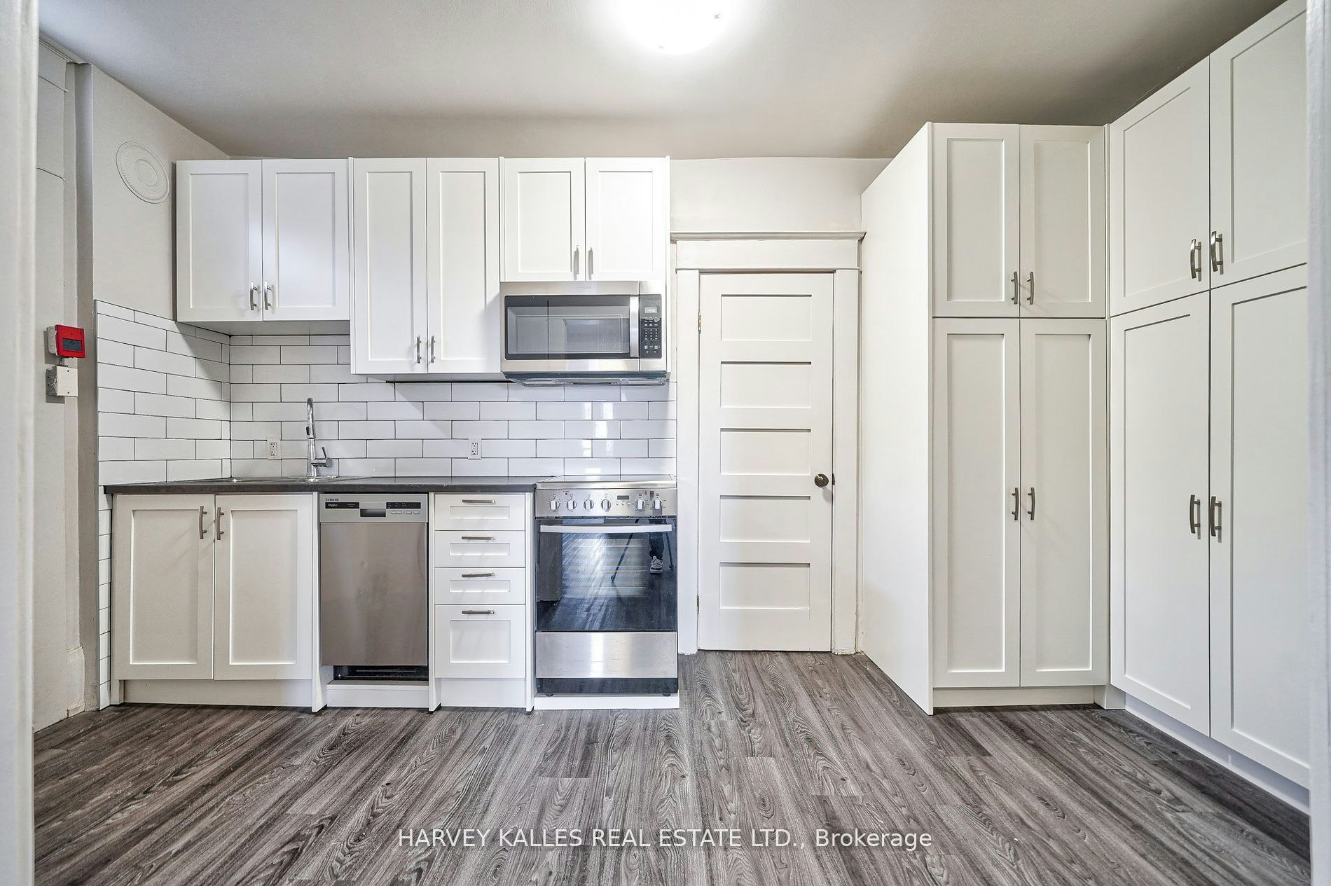 1-1072 St Clair Avenue W, Toronto, ON, M6E 3H3 - 17