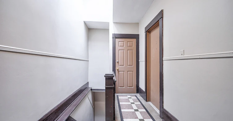 1-1072 St Clair Avenue W, Toronto, ON, M6E 3H3 - 13