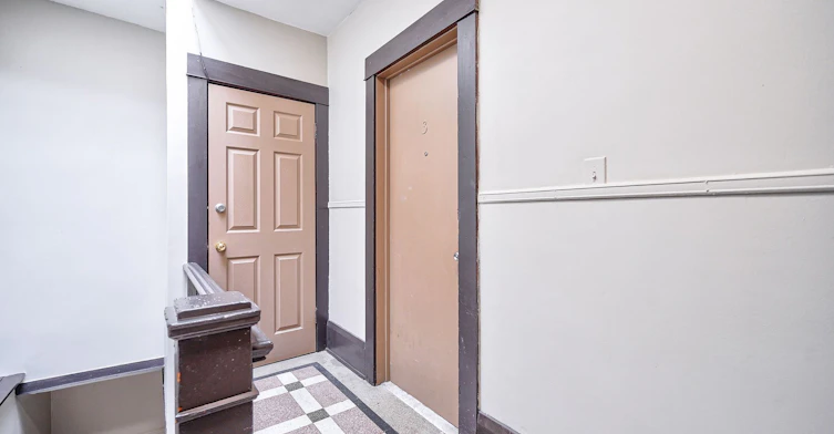 1-1072 St Clair Avenue W, Toronto, ON, M6E 3H3 - 12