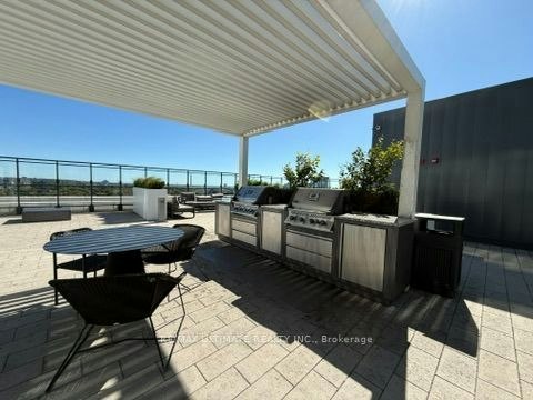1022-5 Defries Street, Toronto, ON, M5A 0W7 - 39