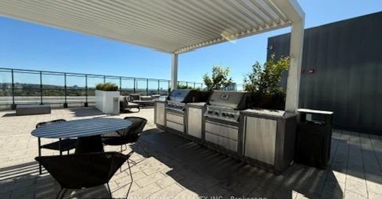 1022-5 Defries Street, Toronto, ON, M5A 0W7 - 39