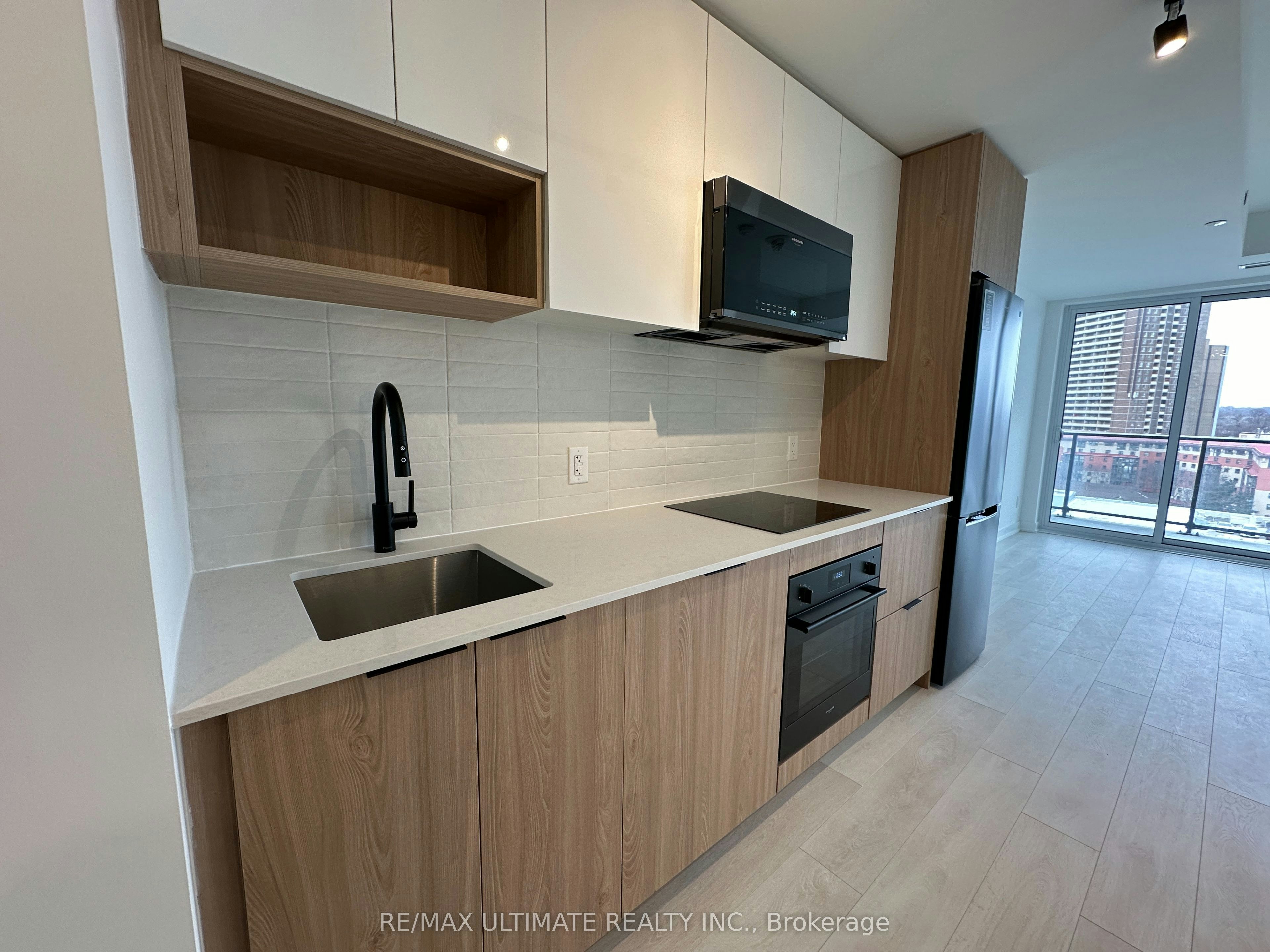 1022-5 Defries Street, Toronto, ON, M5A 0W7 - 3