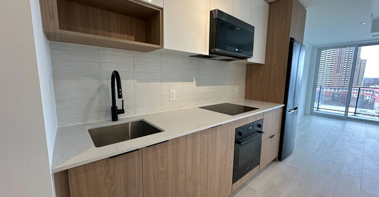 1022-5 Defries Street, Toronto, ON, M5A 0W7 - 3