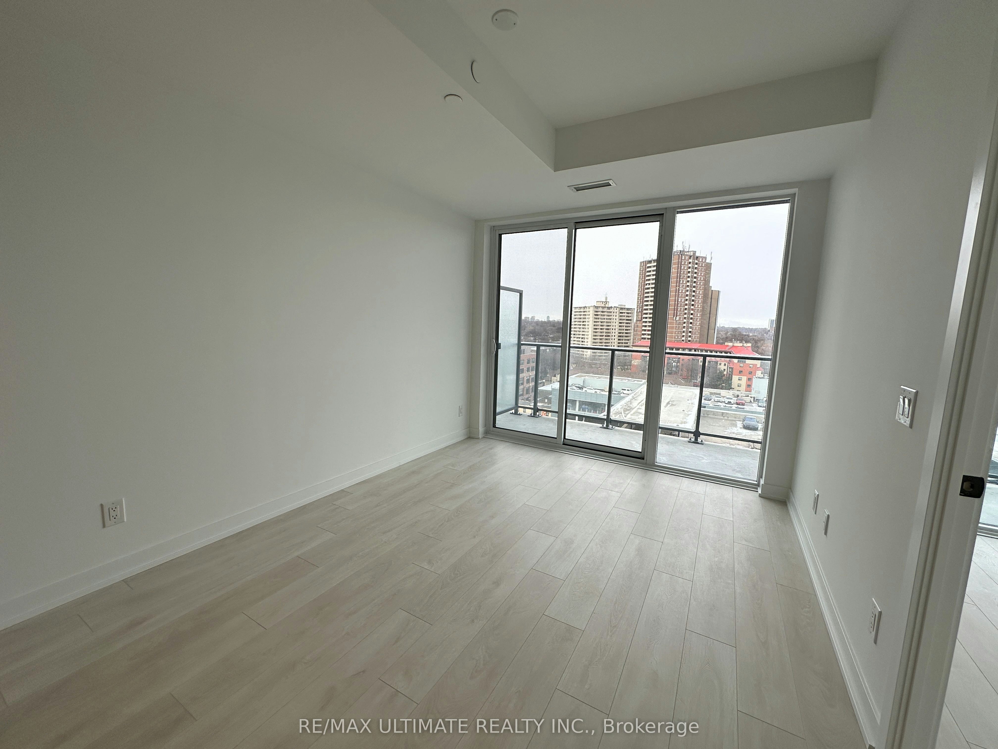 1022-5 Defries Street, Toronto, ON, M5A 0W7 - 6